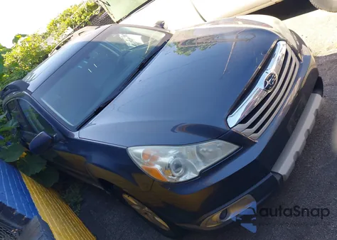 2012 Subaru Outback 2.5I Limited z USA, uszkodzony, nr VIN 4S4BRBLCXC3287507